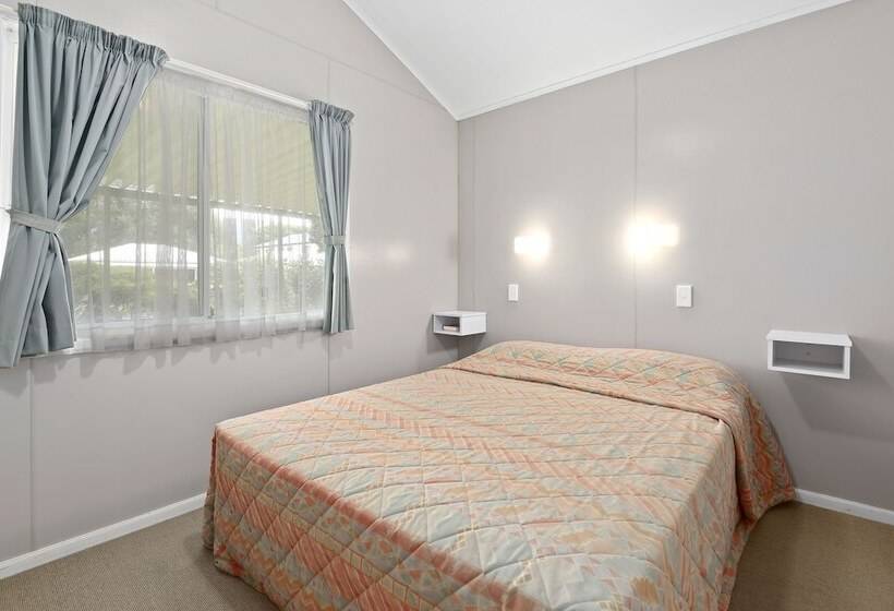 酒店 Dunbogan Caravan Park