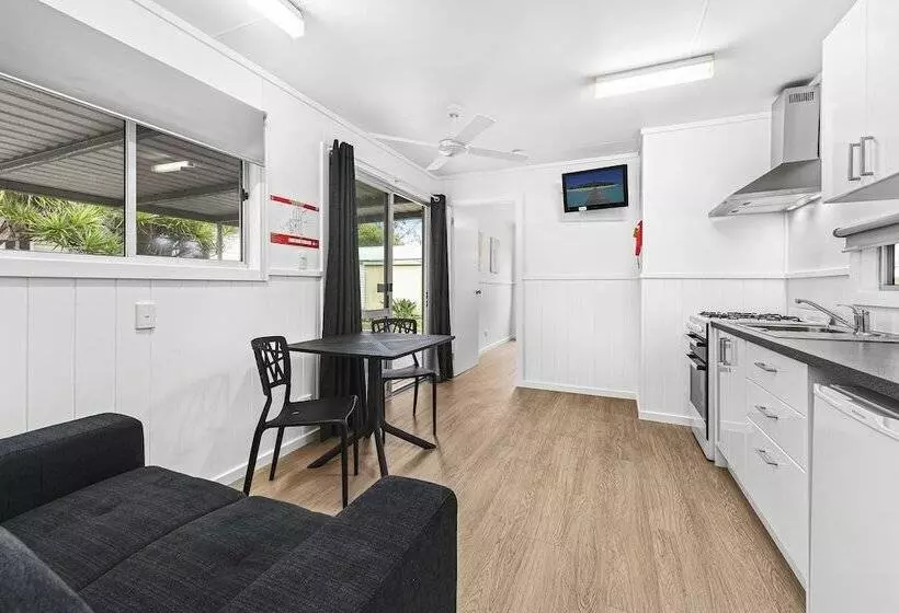 ホテル Dunbogan Caravan Park