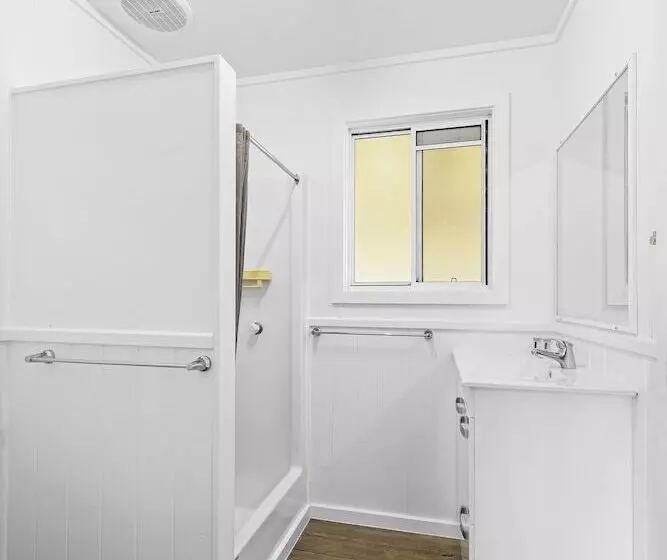 ホテル Dunbogan Caravan Park