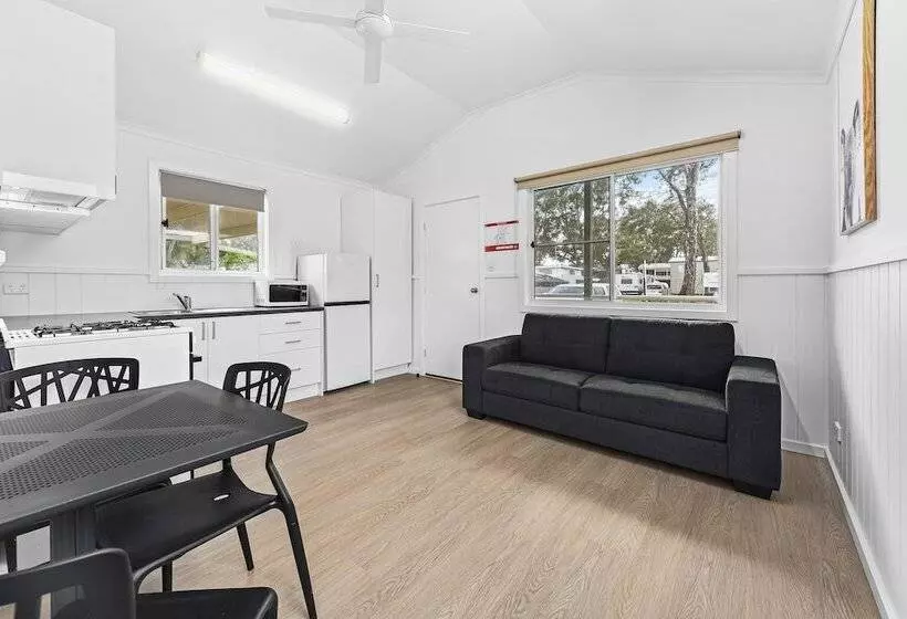 ホテル Dunbogan Caravan Park