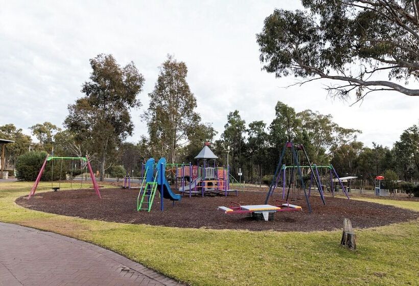 فندق Reflections Copeton Waters   Holiday Park