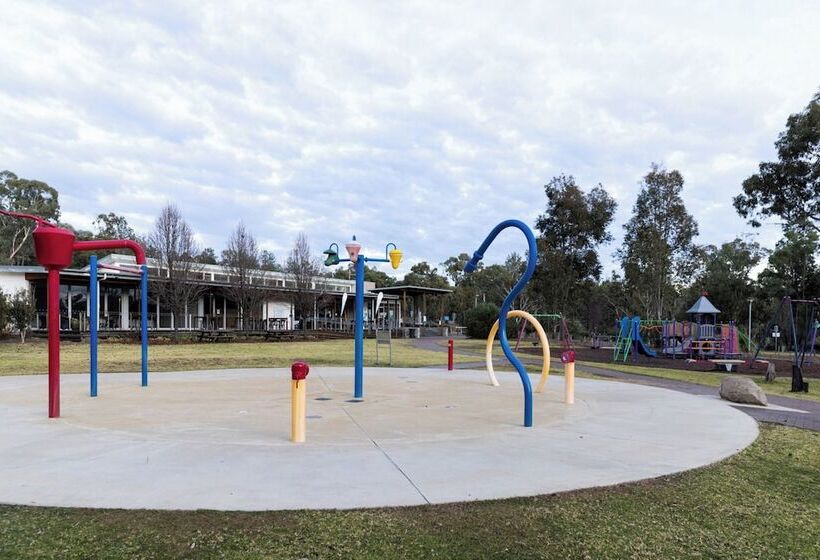 فندق Reflections Copeton Waters   Holiday Park