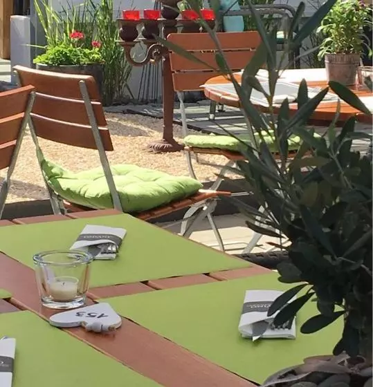 ホテル Restaurant Am Kellhof