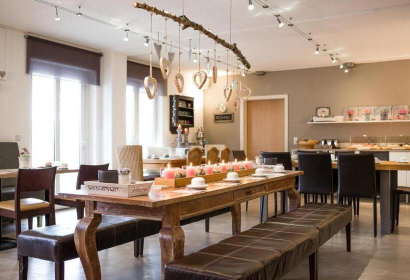 호텔 Restaurant Am Kellhof