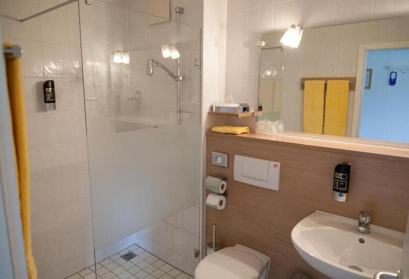 호텔 Restaurant Am Kellhof