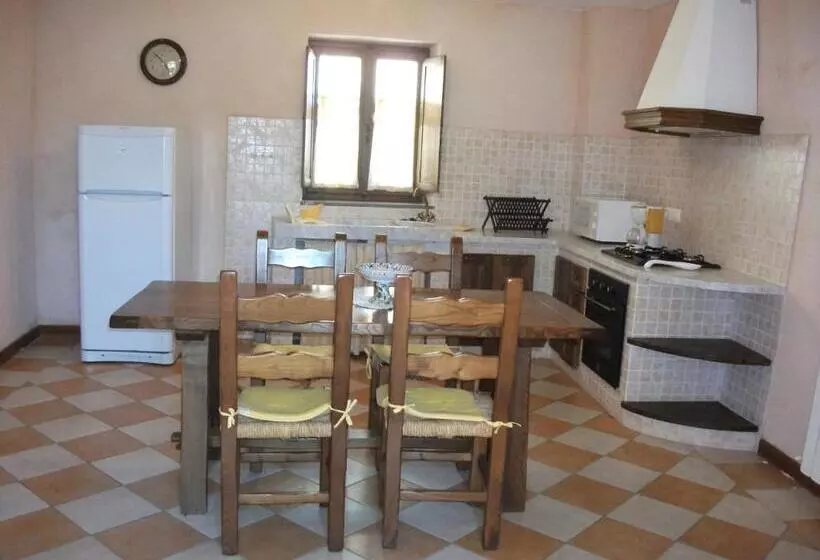 田舎風ホテル Agriturismo La Villa