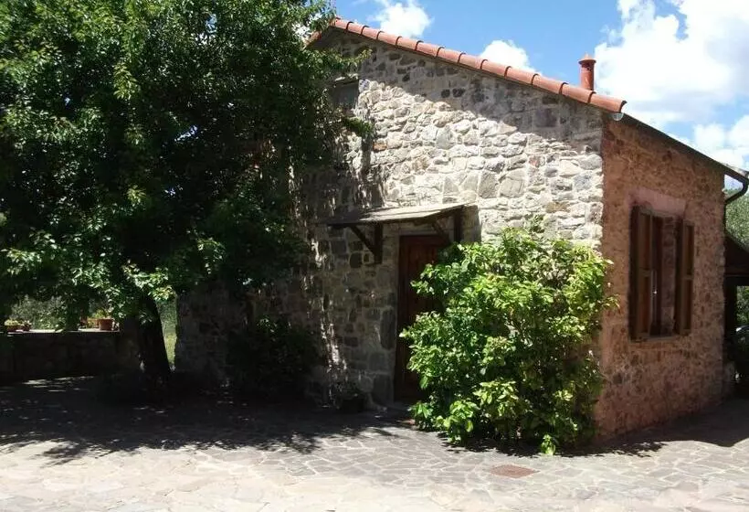 田舎風ホテル Agriturismo La Villa