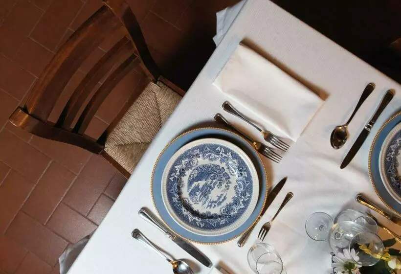 Maaseutuhotelli Il Sorgituro   Agriturismo