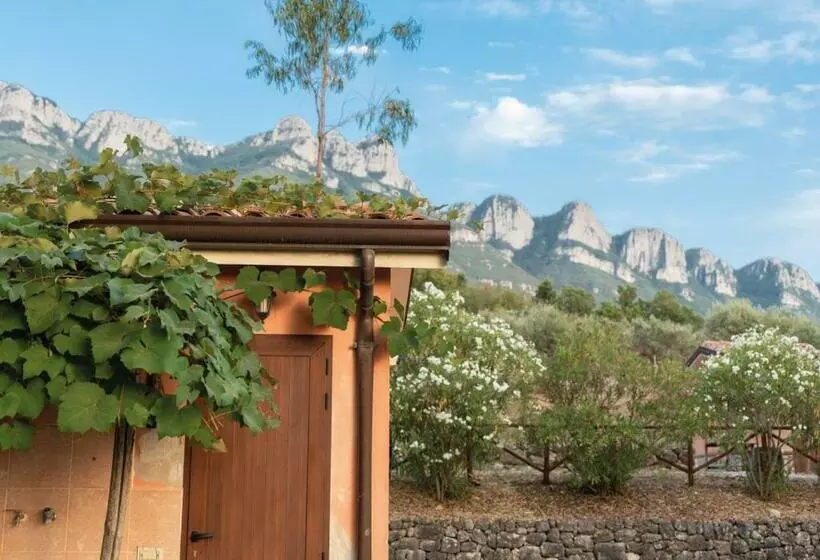 Maaseutuhotelli Il Sorgituro   Agriturismo