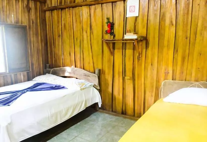 Hotelli Villa Celeste Katira