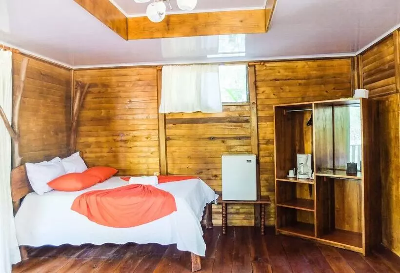 Hotelli Villa Celeste Katira