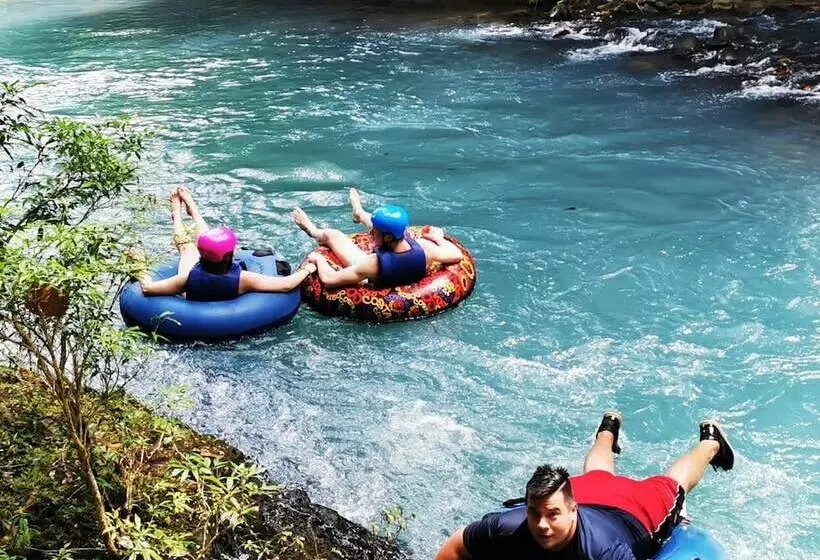 Hotelli Villa Celeste Katira