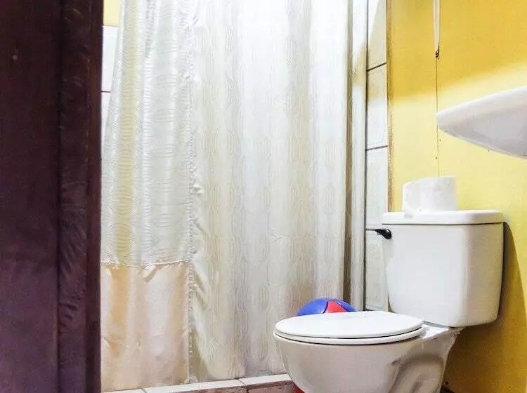 Hotelli Villa Celeste Katira