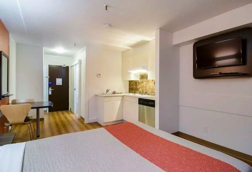 Motel 6 Kerrobert, Sk