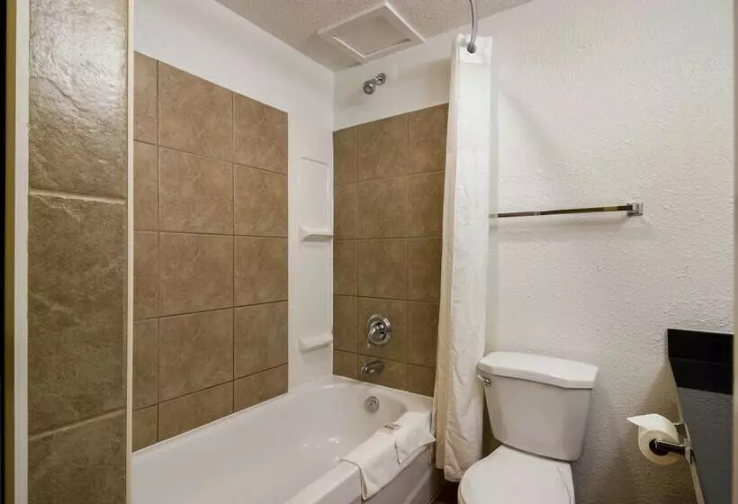 Motel 6 Kerrobert, Sk