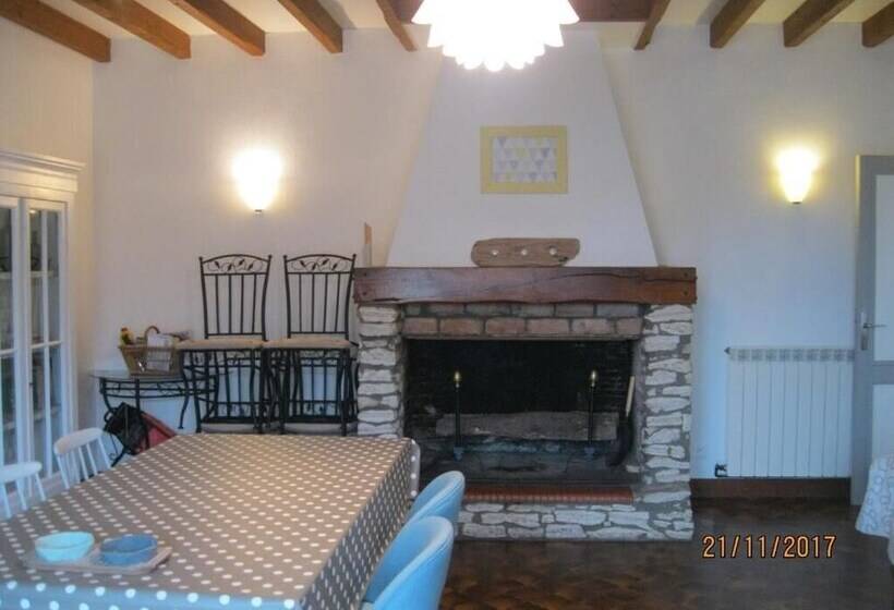 بنسيون Au Coeur Du Médoc