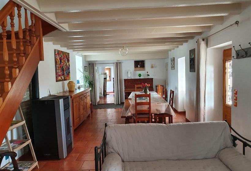 פנסיון Au Gue Chappee