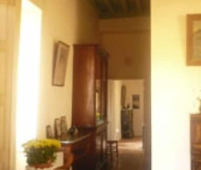 פנסיון Chateau Des Nobles