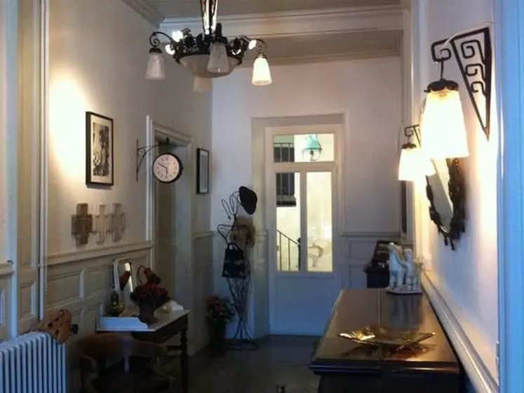 Majatalo Clos De Venes Domaine Viticole