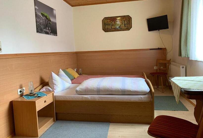 Пансион Hohe Tanne