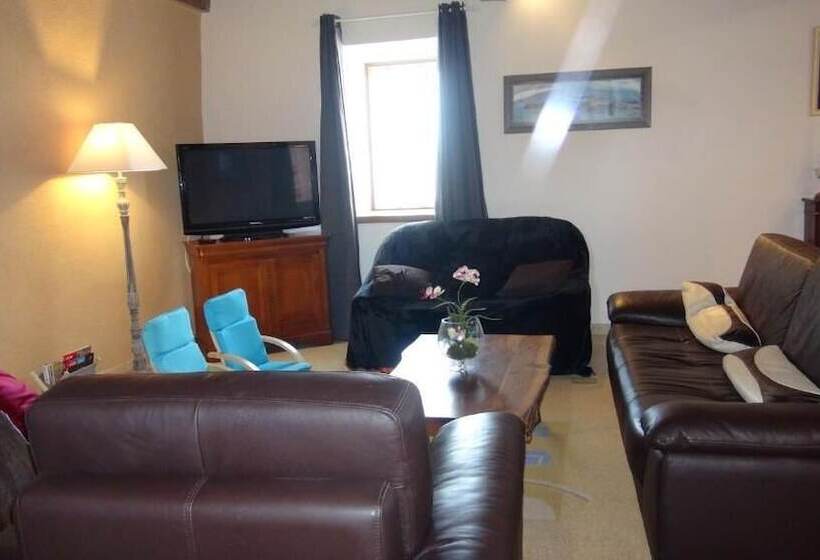 ペンション Le Colombier De Kerguezec