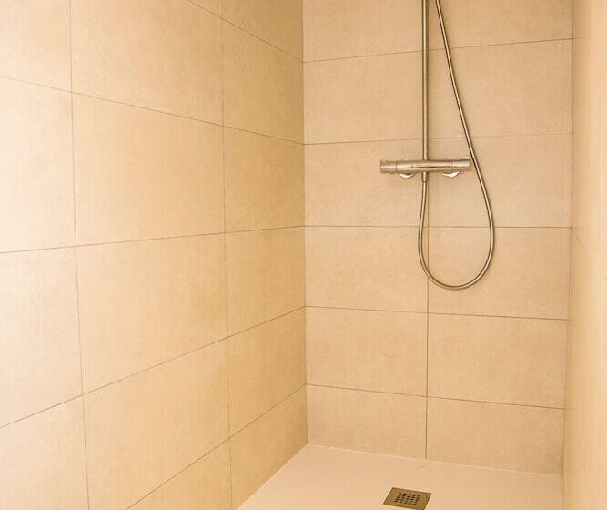 بنسيون Paradis