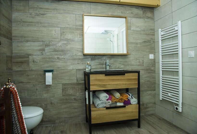 بنسيون Paradis