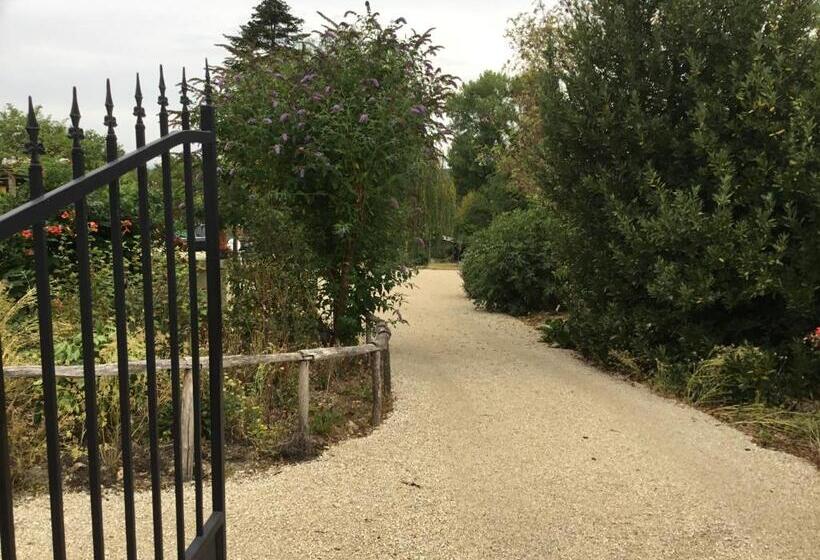 펜션 Pivoine Chambre D Hotes