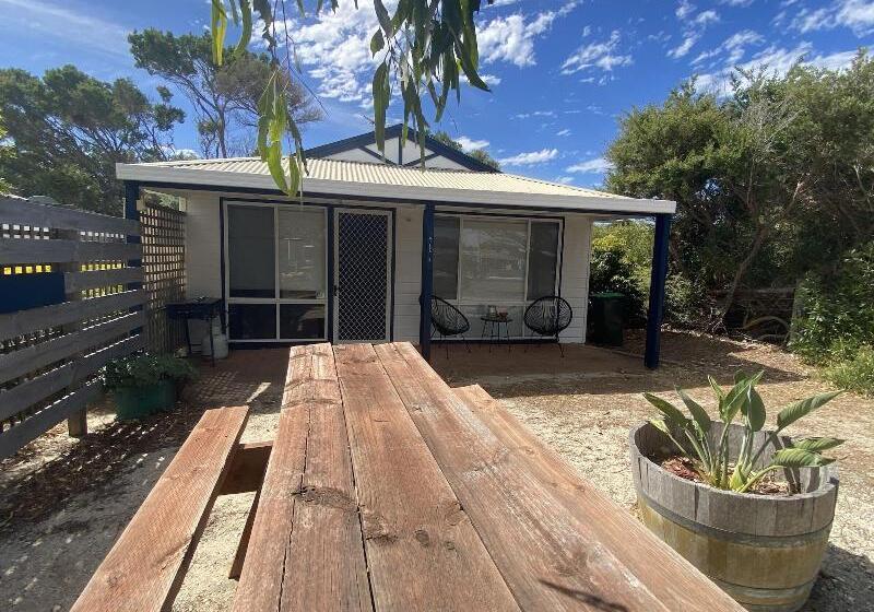 90 Mile Beach House & Villas