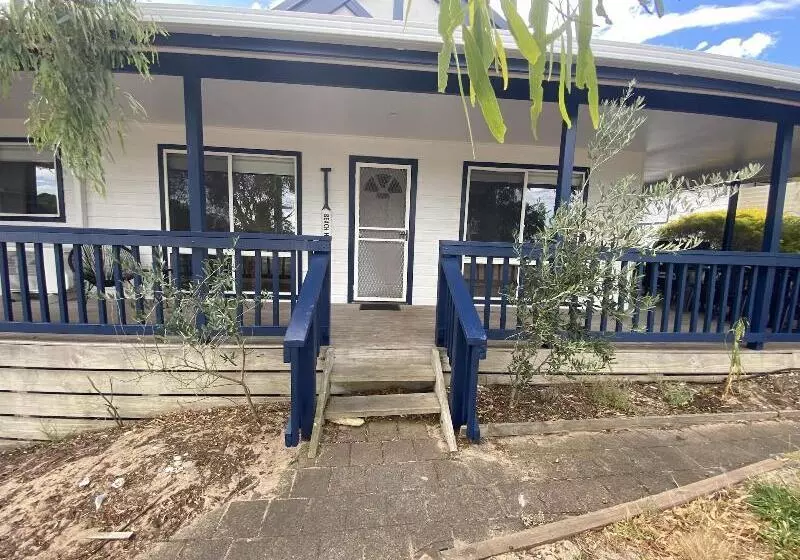 90 Mile Beach House & Villas