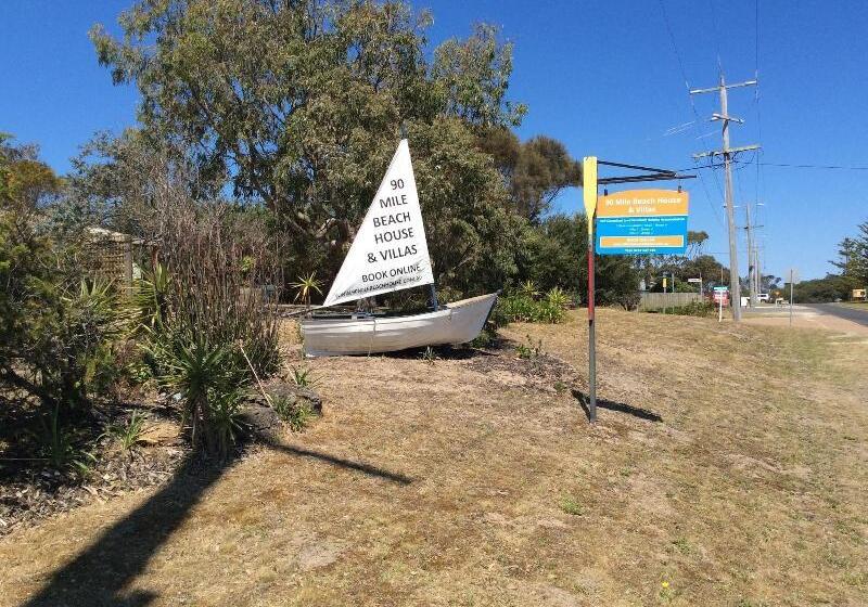 90 Mile Beach House & Villas