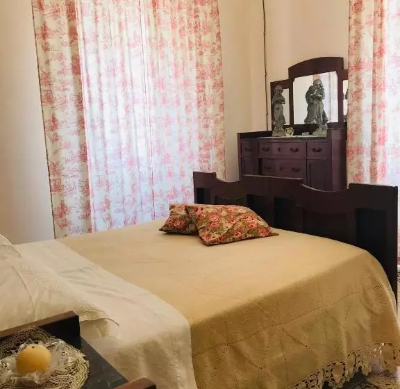 ベッドアンドブレックファースト Don Pasquale Picciano  Pescara Abruzzo