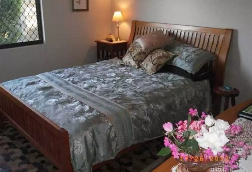 Aamiaismajoitus (B&B) Eastwood Farm