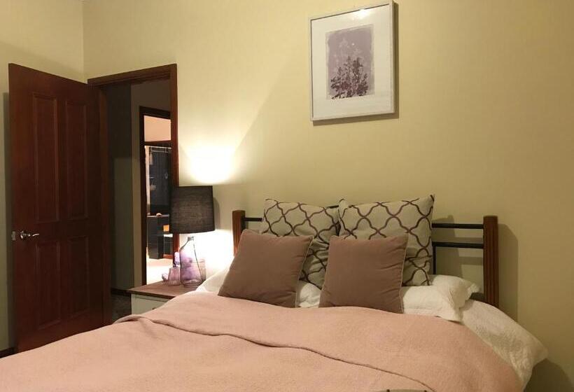 ベッドアンドブレックファースト Helen S Homestead