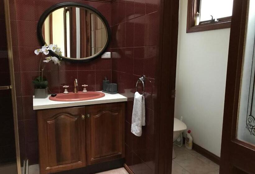 ベッドアンドブレックファースト Helen S Homestead