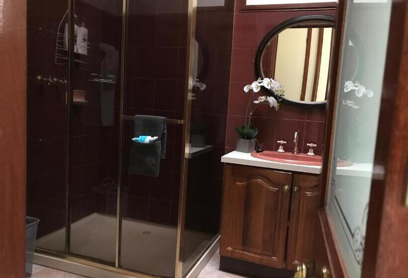 ベッドアンドブレックファースト Helen S Homestead