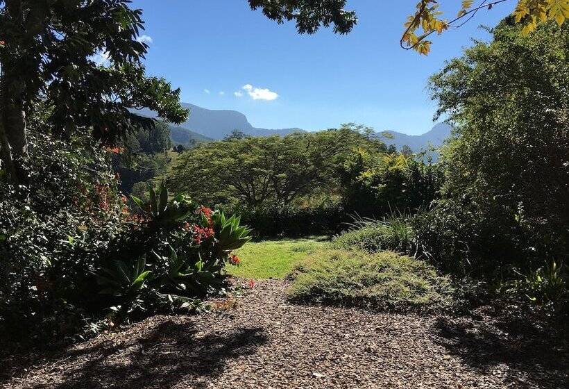 مبيت وإفطار Hillcrest Mountain View Retreat