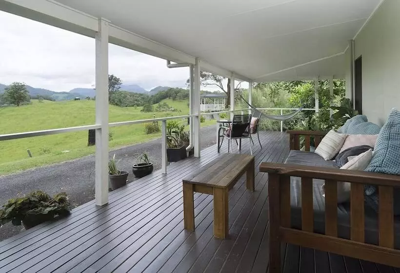 ベッドアンドブレックファースト Hillcrest Mountain View Retreat