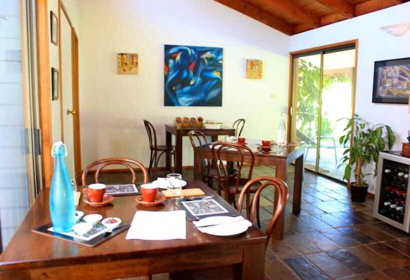 مبيت وإفطار Hillcrest Mountain View Retreat