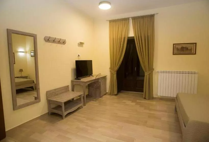 Aamiaismajoitus (B&B) L'antico Monastero