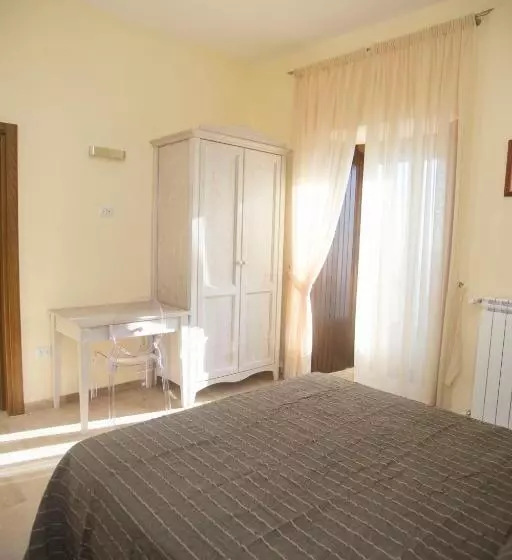 Aamiaismajoitus (B&B) L'antico Monastero