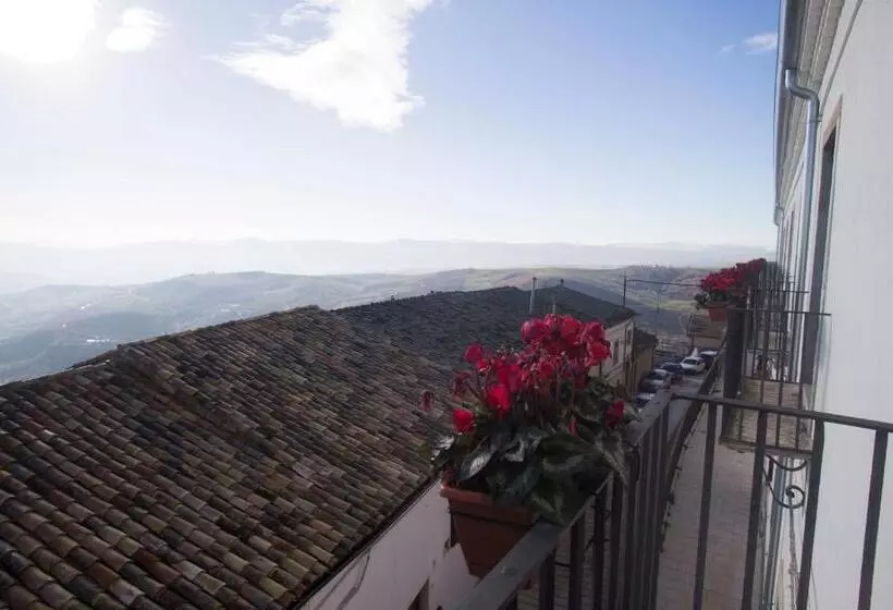 Aamiaismajoitus (B&B) L'antico Monastero