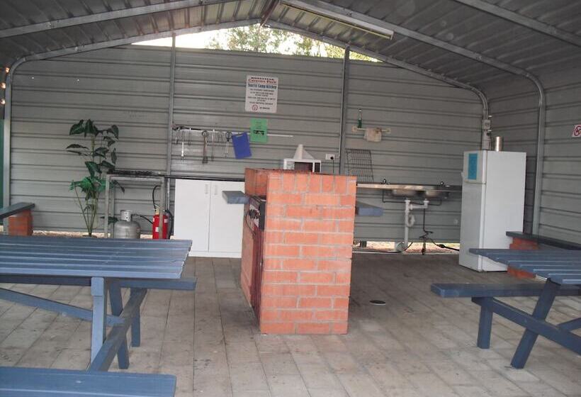 Homestead Caravan Park