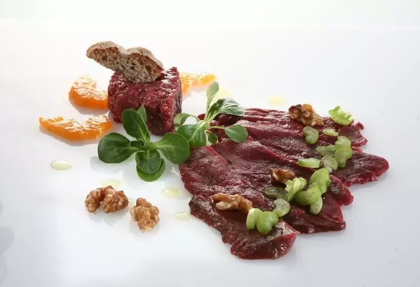 ホテル Albergo Edelweiss   Larespa