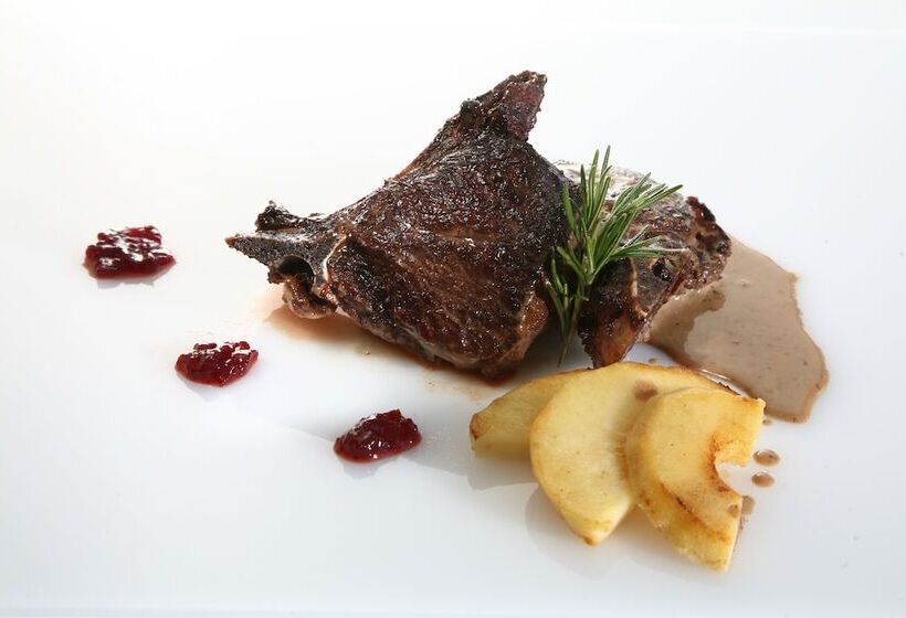 فندق Albergo Edelweiss Larespa