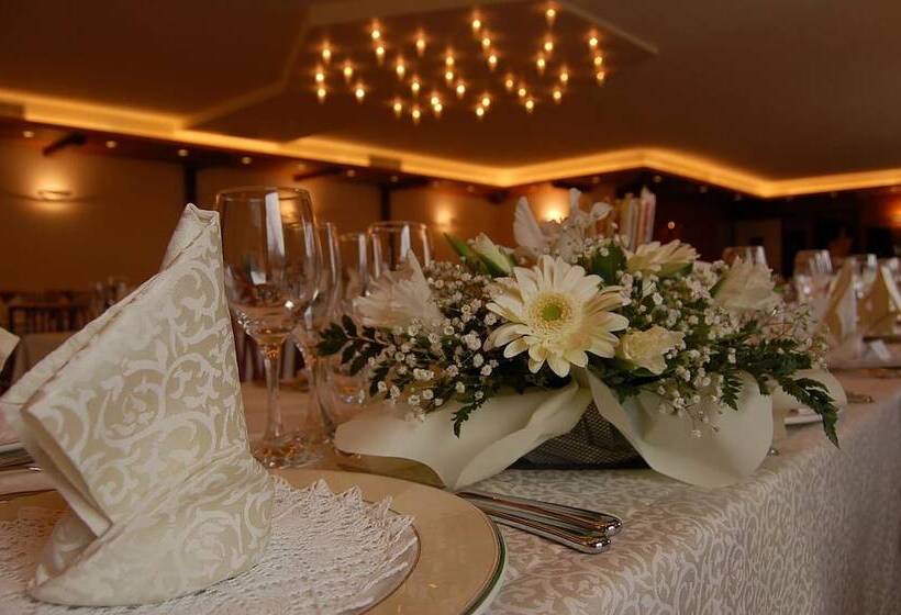 فندق Albergo Edelweiss Larespa