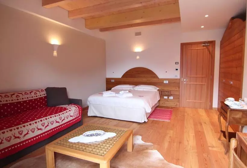 ホテル Albergo Edelweiss   Larespa