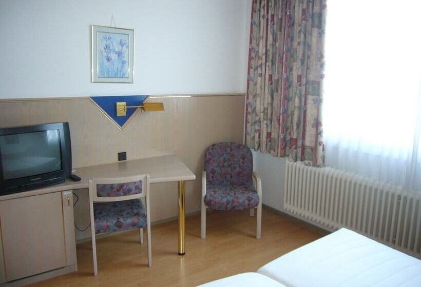 호텔 Altbacher Hof