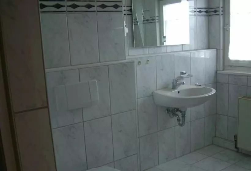 Hotelli Altbacher Hof