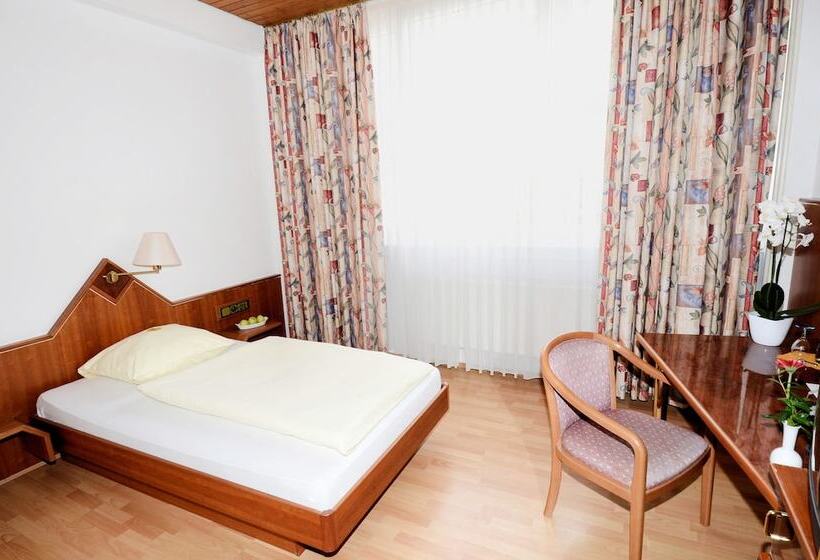 호텔 Altbacher Hof